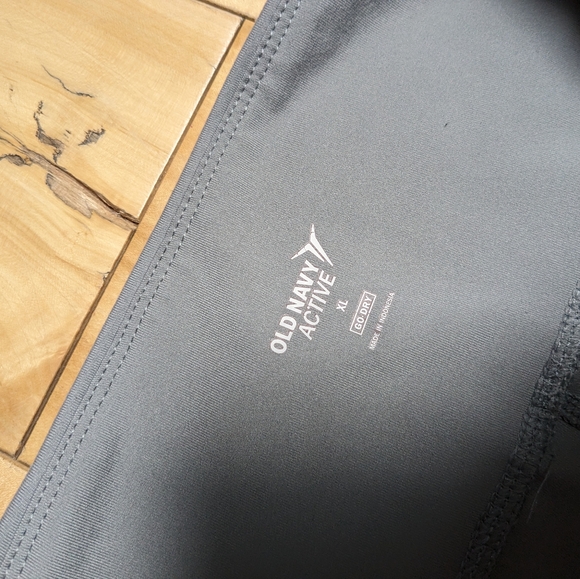 Old Navy Active Size XL Grey Camo Print Leggings Pants Activewear - Picture 4 of 9